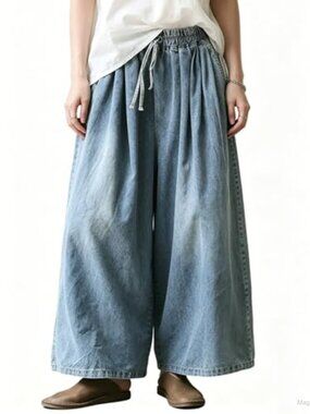 Wide Leg Baggy Plus Size Jeans with Deep Pockets